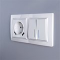 Розетка с заземлением и с шторками и 2хUSB, без рамки Werkel белый W1171501 - фото 4645137