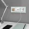 Розетка с заземлением и с шторками и 2хUSB, без рамки Werkel белый W1171501 - фото 4645139
